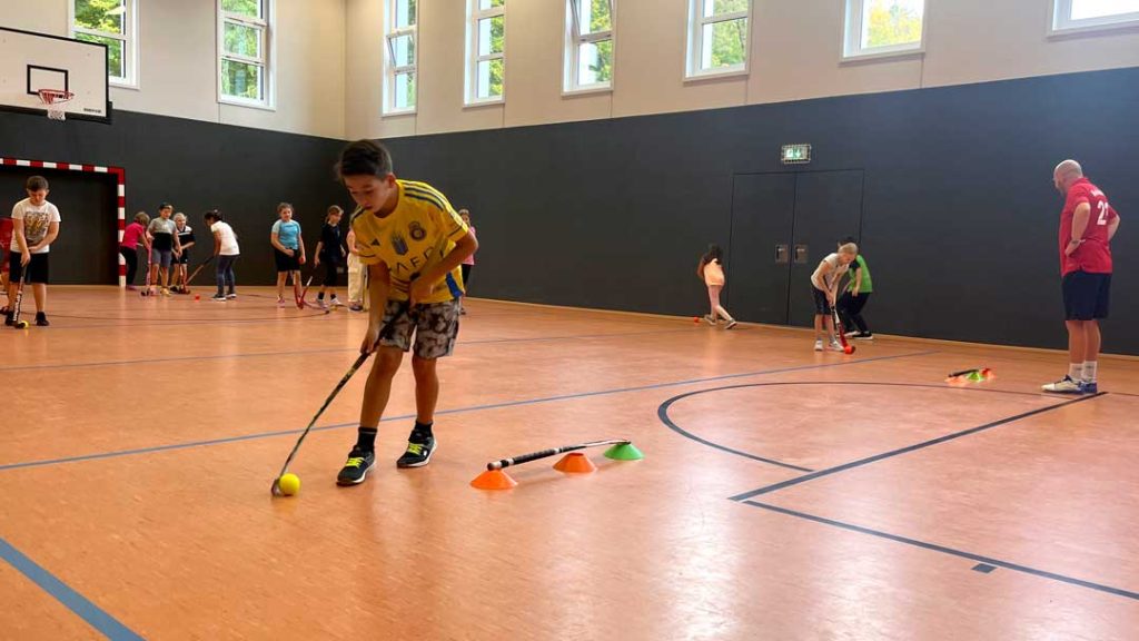 Sportkooperation der FES Heidenheim mit der Hockeyabteilung des HSB