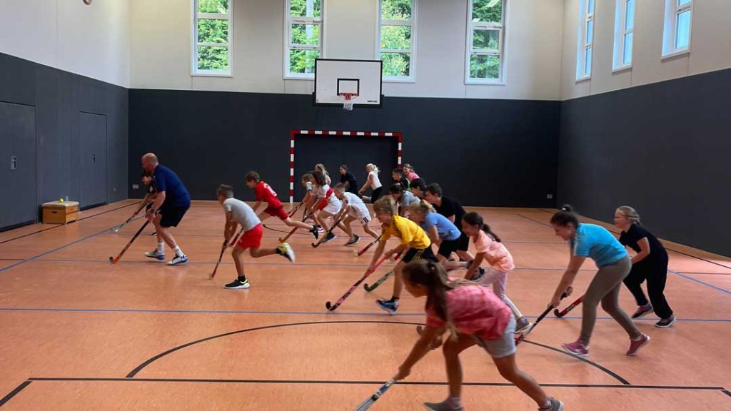 Sportkooperation der FES Heidenheim mit der Hockeyabteilung des HSB