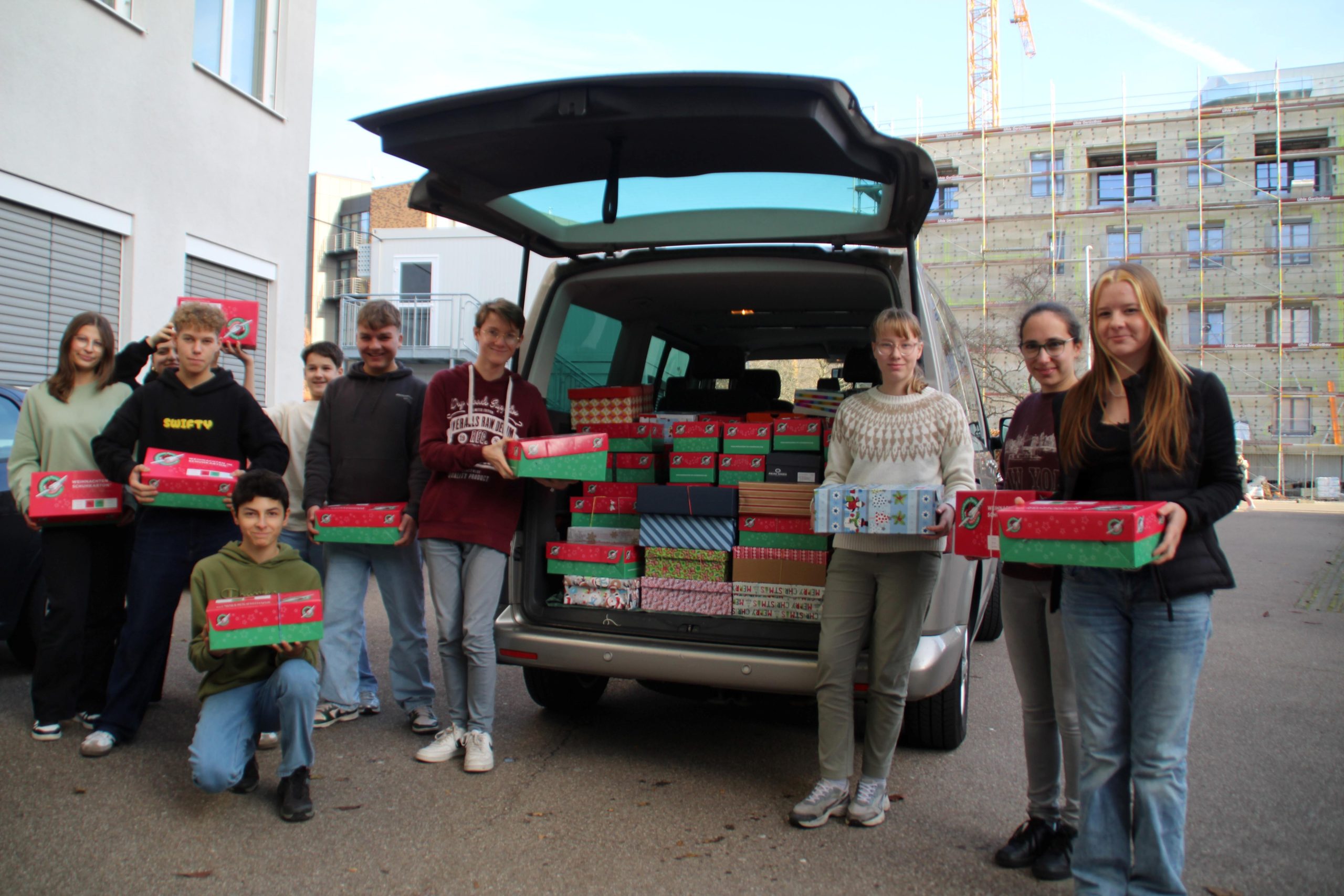 Beitragsbild zum BLOG-Beitrag Weihnachten im Schuhkarton