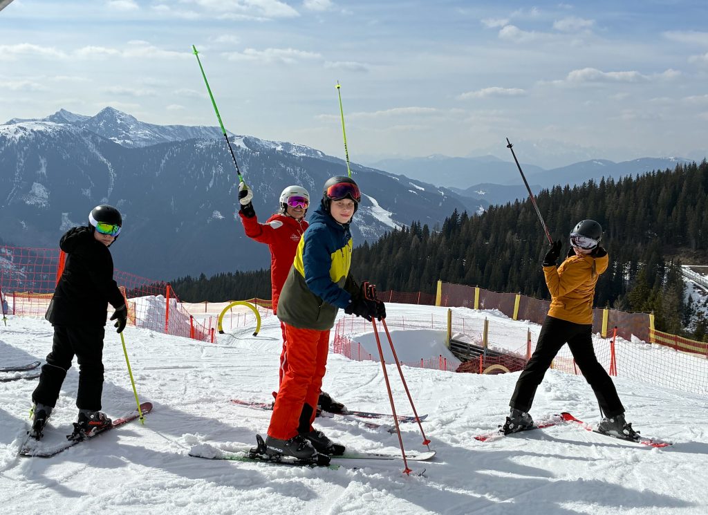 Wintercamp der 9.Klassen von FES-Gymnasium und FES-Realschule in Österreich