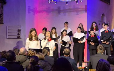 Warum feiern wir nicht? Rückblick auf ein besonderes, musikalisches Fest der Dankbarkeit in der diesjährigen FES-Chorandacht im Advent 2025